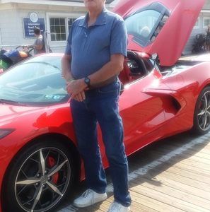 Meet your Posher, Raymond